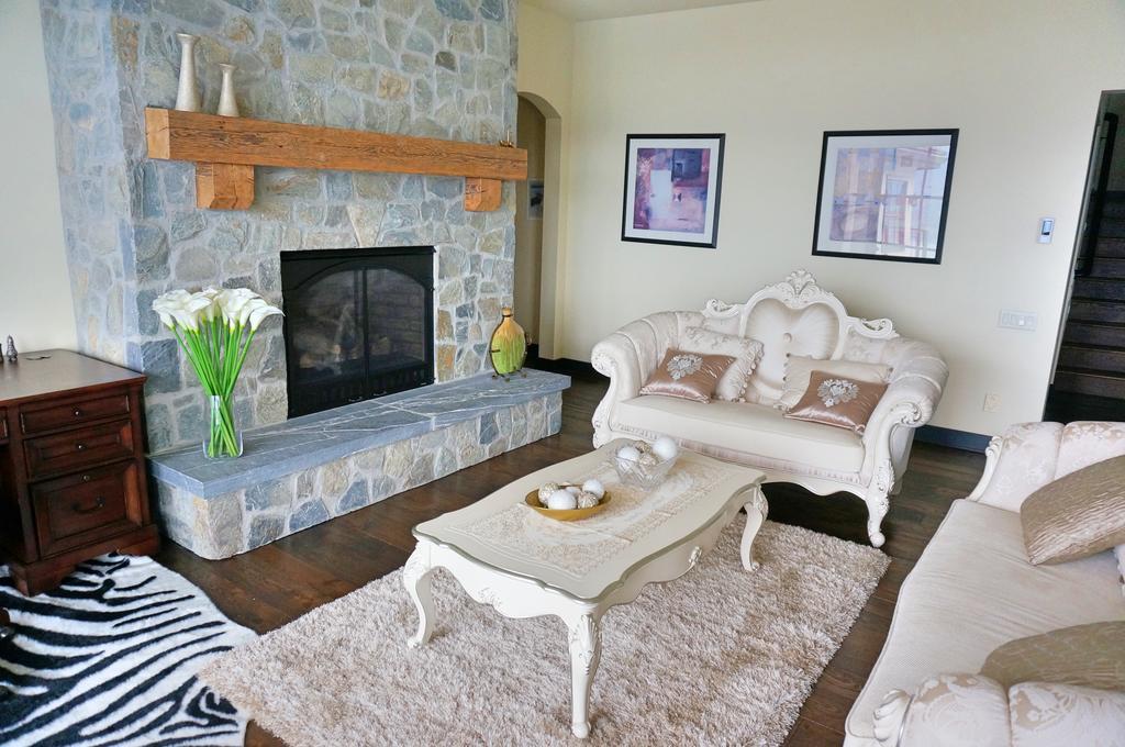 Mission Hill Lake View Villa West Kelowna Dış mekan fotoğraf