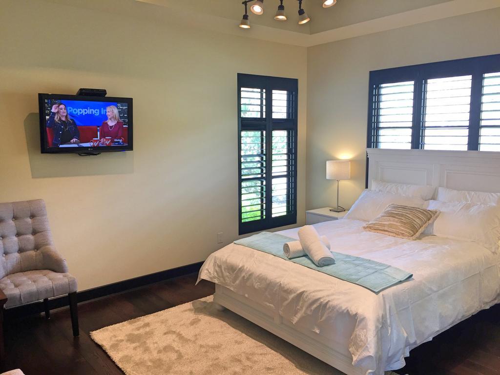 Mission Hill Lake View Villa West Kelowna Dış mekan fotoğraf